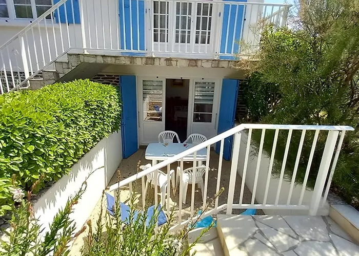 2 Pres De La - Animaux Admis - Fr-1-323-314 * 생장드몽